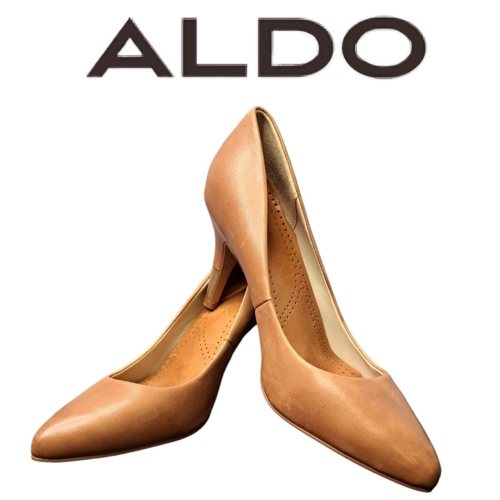 ALDO ◇ 3-1/4" Heels w Gold Accent ◇ Pointy Toe ◇ Camel Color Leather ◇ 7.5 ◇ GUC